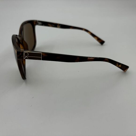 Calvin Klein CK R712s 240 57-17 135 Sunglasses Frames Excellent Used Condition - Picture 3 of 7